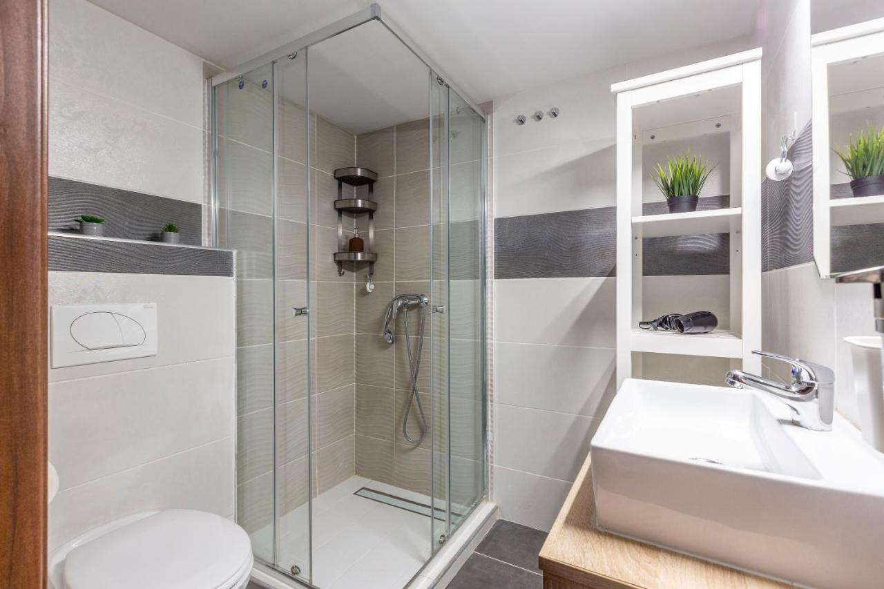Deluxe Akacfa Apartments In The Heart Of Budapest Esterno foto