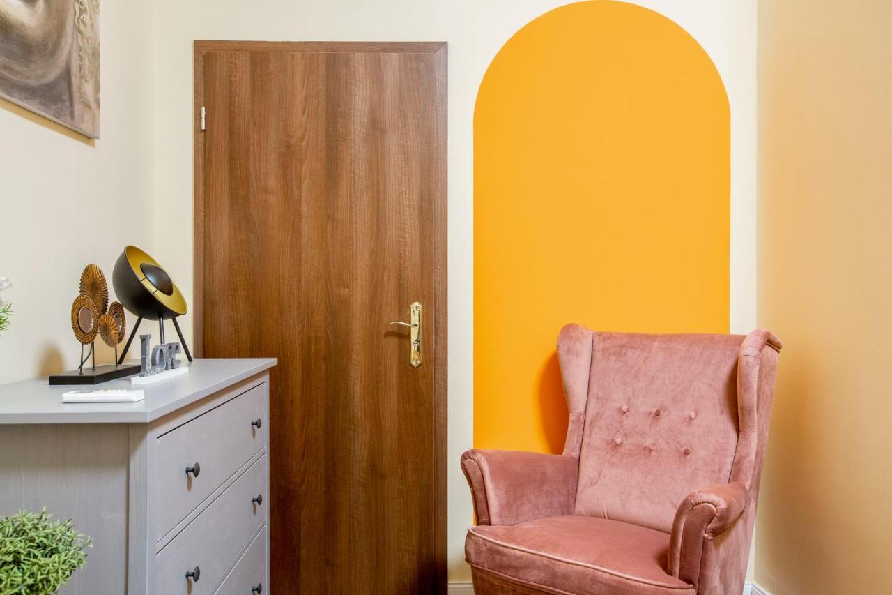 Deluxe Akacfa Apartments In The Heart Of Budapest Esterno foto