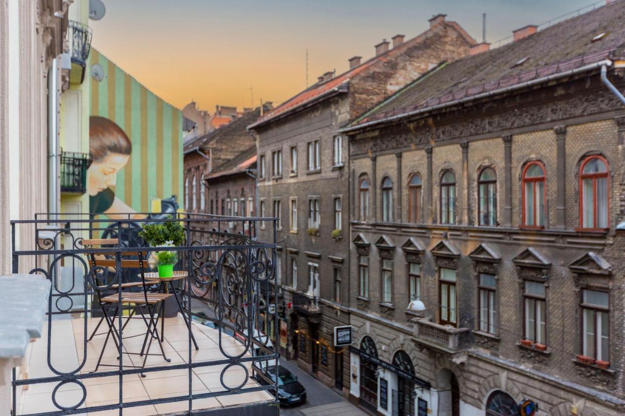 Deluxe Akacfa Apartments In The Heart Of Budapest Esterno foto